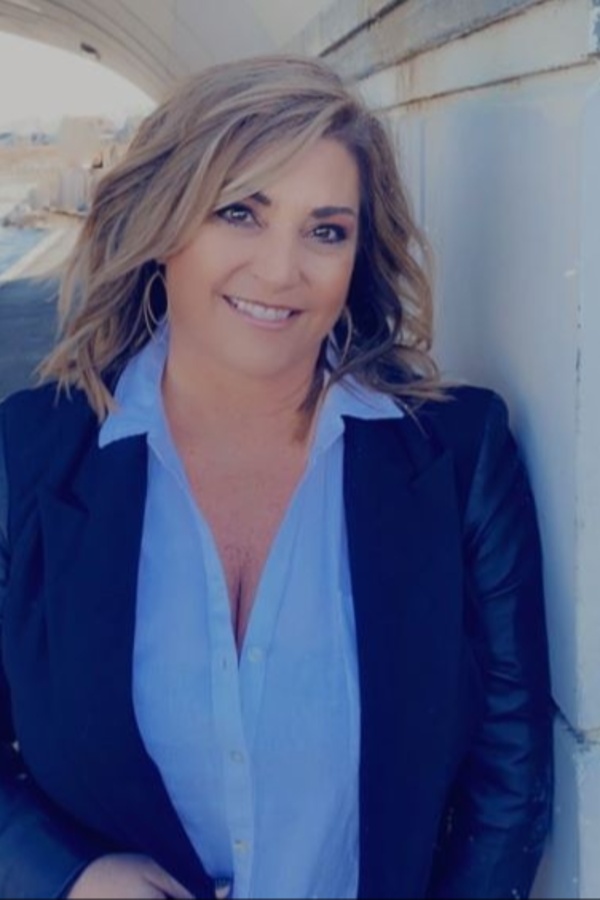 Cruise Brothers Travel Agent Jeana Lueck